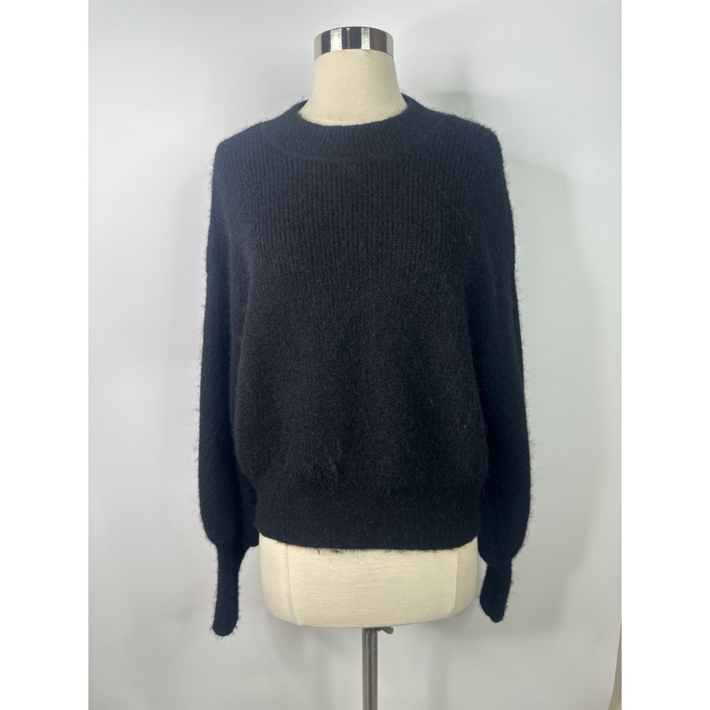 Unbranded Classic Black Crew Neck Sweater alpaca sweater